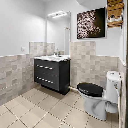Apartment Le Prestige Terrasse-cocon Familial Cosy, Billard & Jacuzzi Avec Vue Sur Paris *