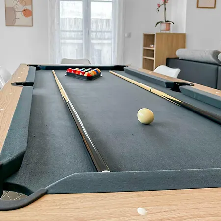 Le Prestige Terrasse-cocon Familial Cosy, Billard & Jacuzzi Avec Vue Sur Paris * Le Blanc-Mesnil